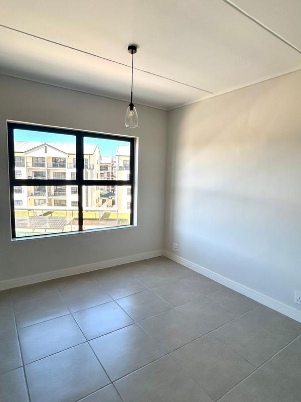 To Let 1 Bedroom Property for Rent in Somerset West Western Cape